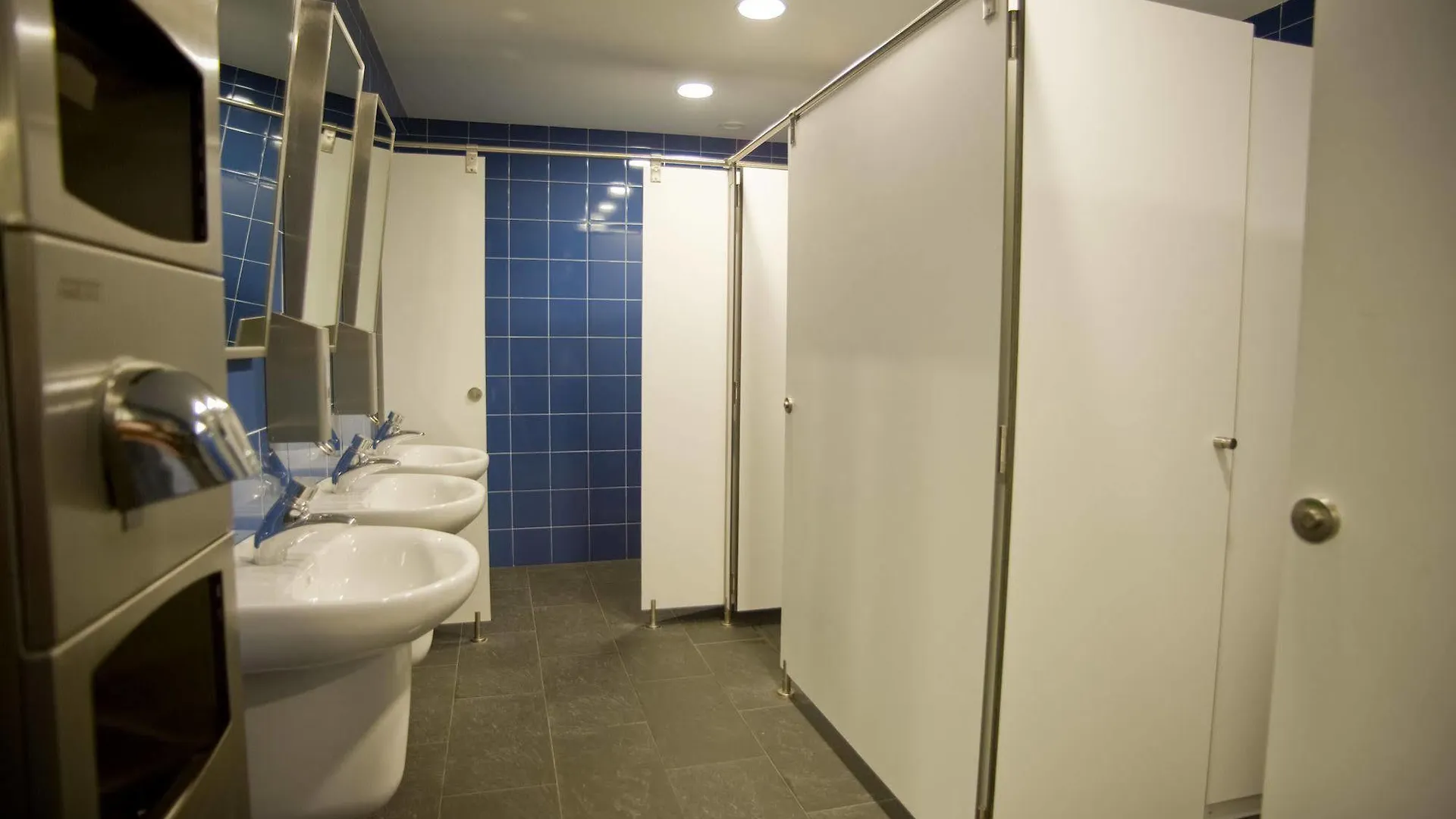Bbk Bilbao Good Hostel