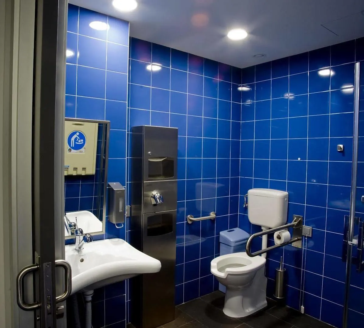 Bbk Bilbao Good Hostel