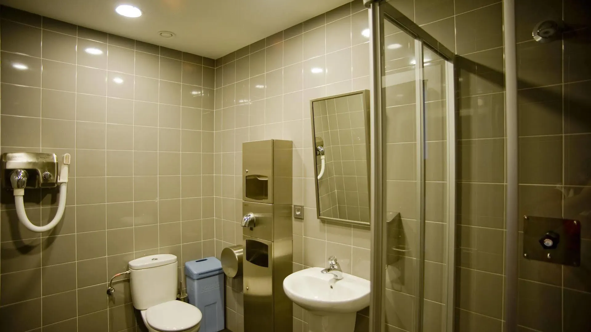 Bbk Bilbao Good Hostel Hiszpania
